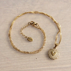 Stainless steel wave necklace with decorated heart – gold – SS211