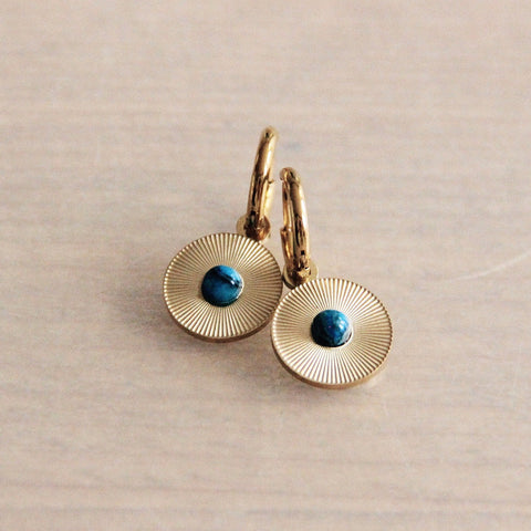 Stainless steel creoles with decorated round charm and stone – turquoise/gold – SS309