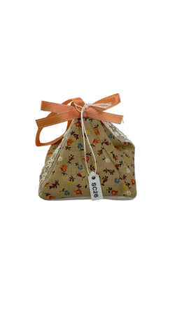 SC26A-F - Triangle 3D Shape Fabric Sachet